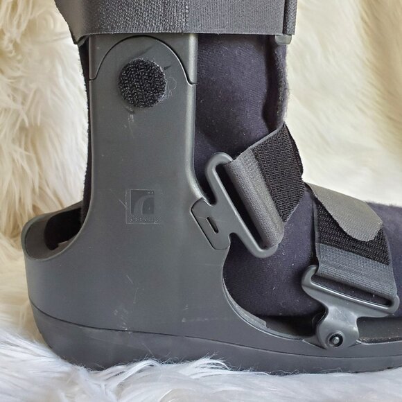 OSSUR Black Walker Air Fracture Boot SZ M - Picture 8 of 10